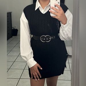 Only wore once for Christmas. Belt not included.